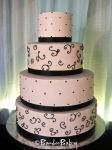 WEDDING CAKE 600